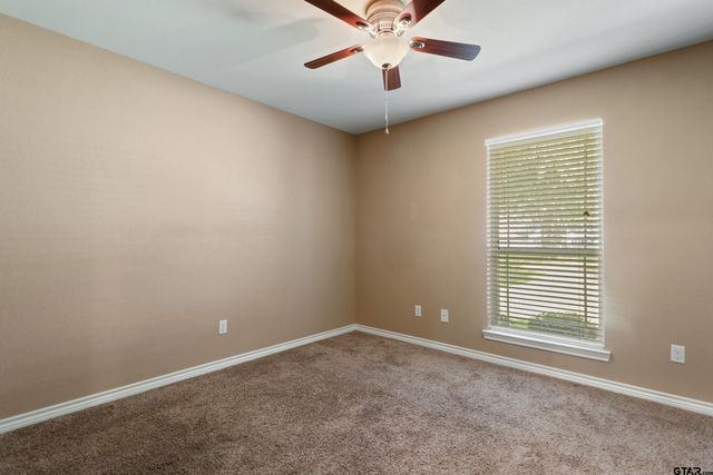 2312 Pittman Ln., Lindale, TX 75771