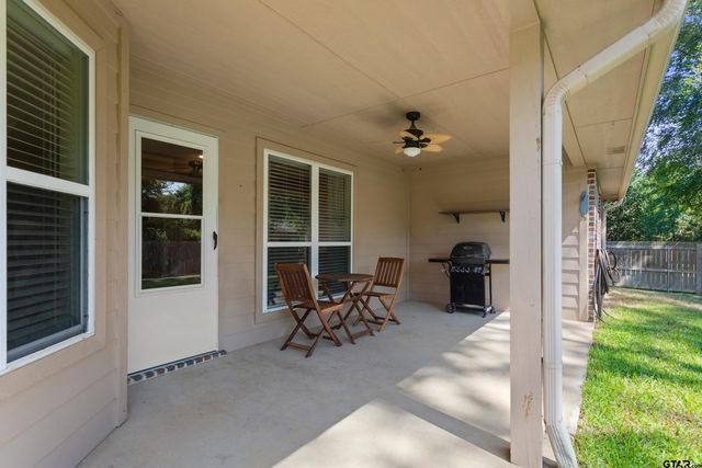 2312 Pittman Ln., Lindale, TX 75771