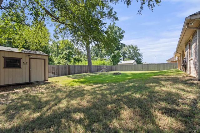 2312 Pittman Ln., Lindale, TX 75771