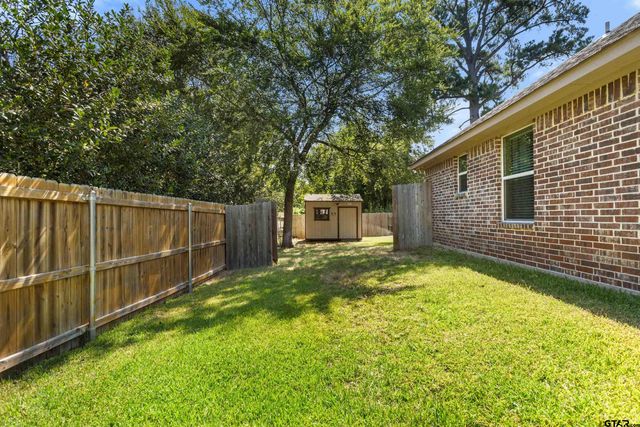 2312 Pittman Ln., Lindale, TX 75771