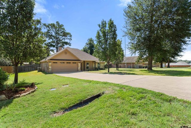 2312 Pittman Ln., Lindale, TX 75771