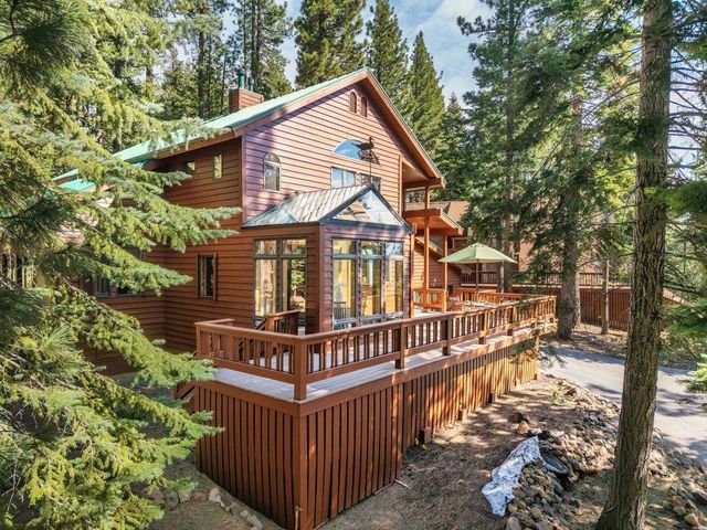 12964 Falcon Point Place, Truckee, CA 96161