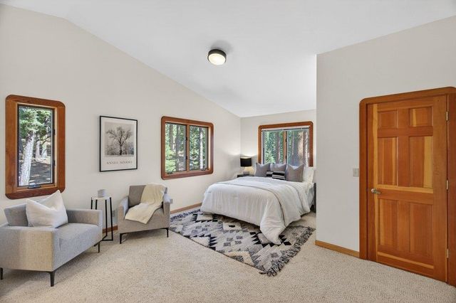 12964 Falcon Point Place, Truckee, CA 96161