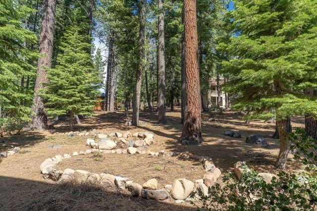 12964 Falcon Point Place, Truckee, CA 96161