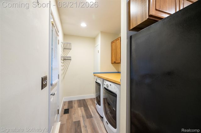 818 N Main Street, Milford Village, MI 48381