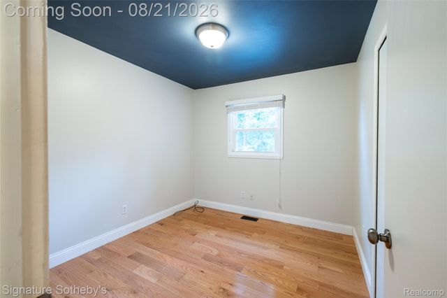 818 N Main Street, Milford Village, MI 48381