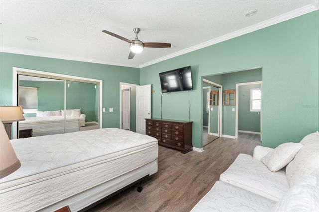 1401 W SCHWARTZ BOULEVARD, Lady Lake, FL 32159