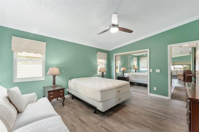 1401 W SCHWARTZ BOULEVARD, Lady Lake, FL 32159