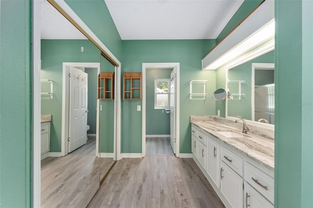 1401 W SCHWARTZ BOULEVARD, Lady Lake, FL 32159