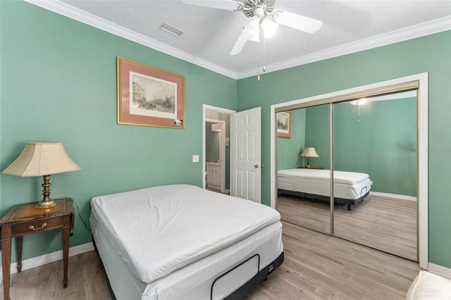 1401 W SCHWARTZ BOULEVARD, Lady Lake, FL 32159