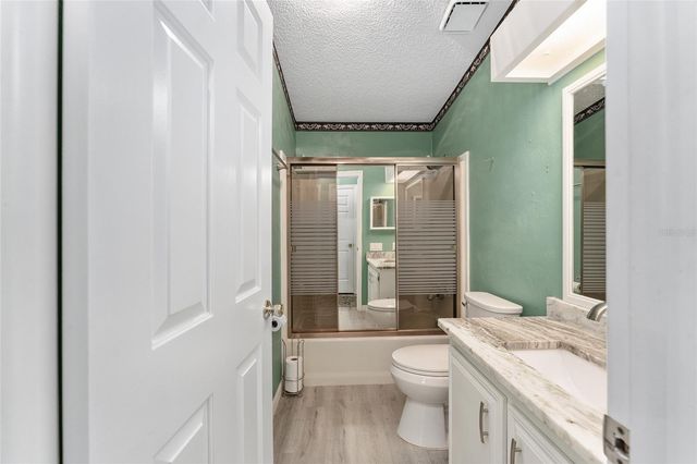 1401 W SCHWARTZ BOULEVARD, Lady Lake, FL 32159
