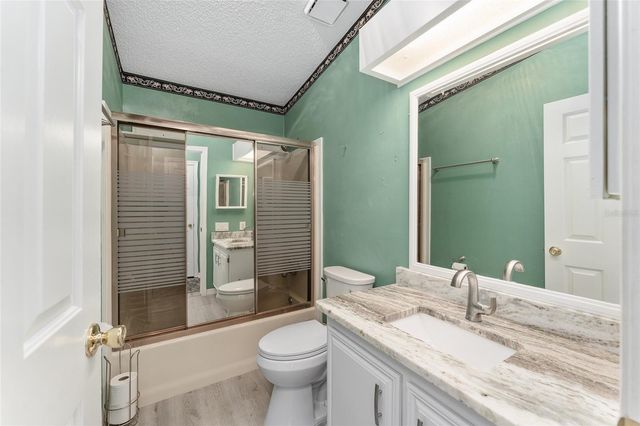 1401 W SCHWARTZ BOULEVARD, Lady Lake, FL 32159