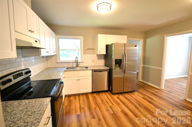 1422 Thermal Road, Charlotte, NC 28212