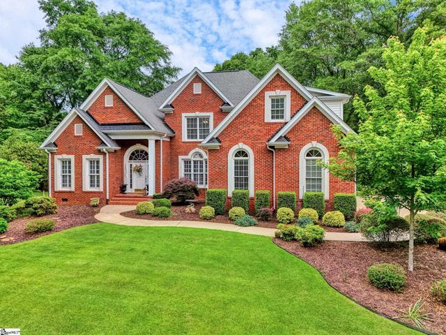 14 Wolf Run Drive, Simpsonville, SC 29681