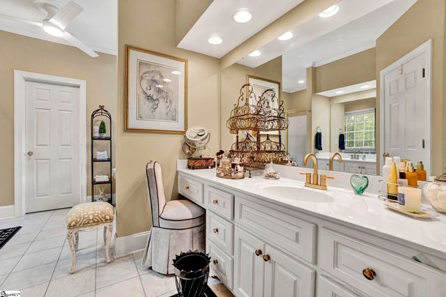 14 Wolf Run Drive, Simpsonville, SC 29681