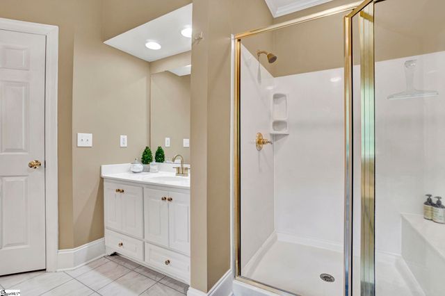 14 Wolf Run Drive, Simpsonville, SC 29681