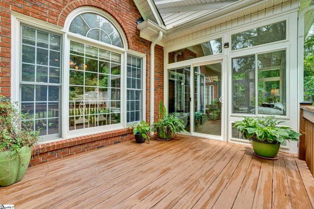 14 Wolf Run Drive, Simpsonville, SC 29681