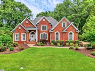 14 Wolf Run Drive, Simpsonville, SC 29681