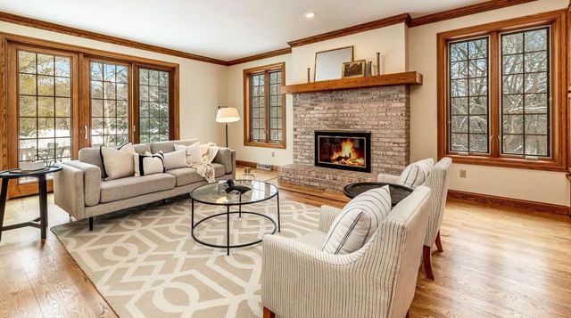 9500 N Valley Hill ROAD, Milwaukee, WI 53217