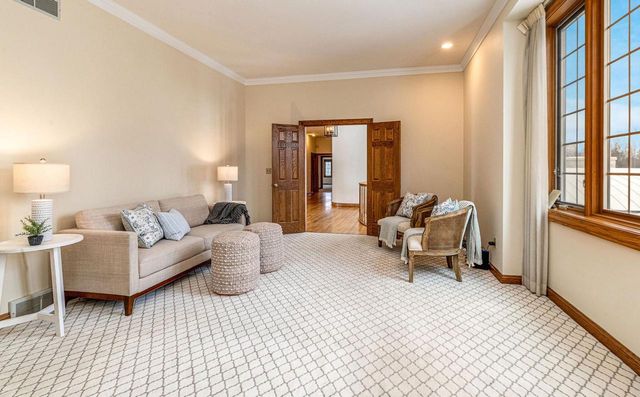 9500 N Valley Hill ROAD, Milwaukee, WI 53217