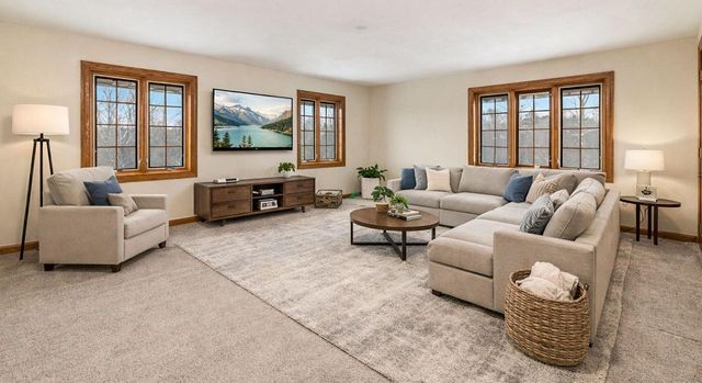 9500 N Valley Hill ROAD, Milwaukee, WI 53217