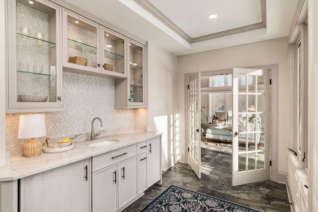 9500 N Valley Hill ROAD, Milwaukee, WI 53217