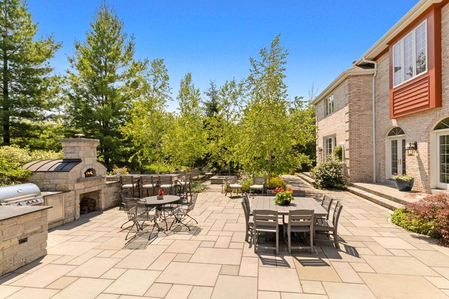 9500 N Valley Hill ROAD, Milwaukee, WI 53217