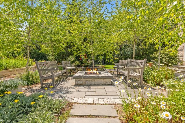 9500 N Valley Hill ROAD, Milwaukee, WI 53217