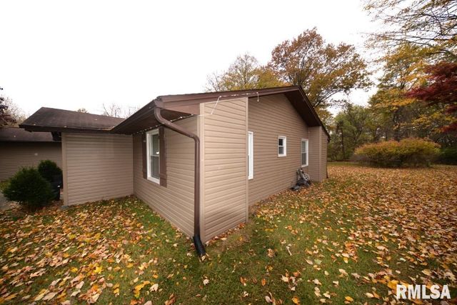 811 BUFFALO Lane, Mt Vernon, IL 62864