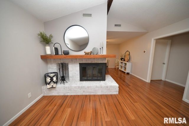 811 BUFFALO Lane, Mt Vernon, IL 62864