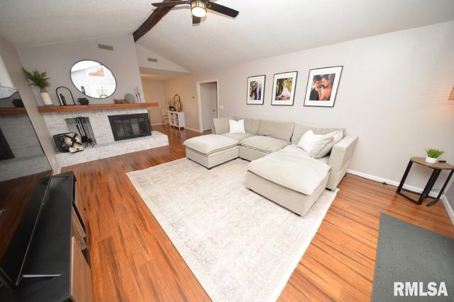 811 BUFFALO Lane, Mt Vernon, IL 62864