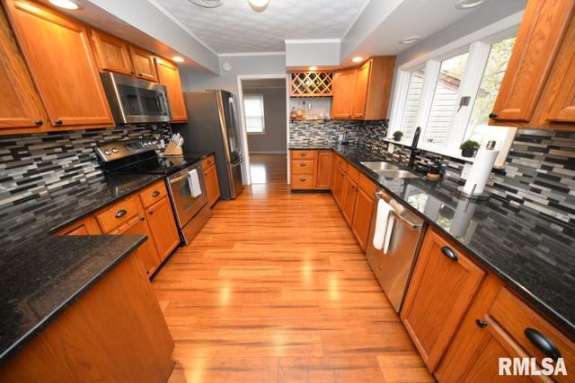 811 BUFFALO Lane, Mt Vernon, IL 62864