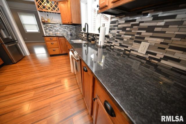 811 BUFFALO Lane, Mt Vernon, IL 62864