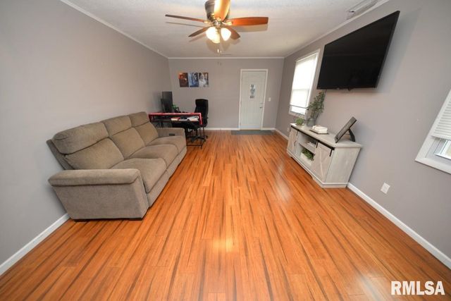 811 BUFFALO Lane, Mt Vernon, IL 62864