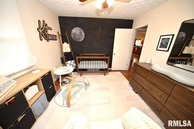 811 BUFFALO Lane, Mt Vernon, IL 62864