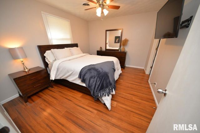 811 BUFFALO Lane, Mt Vernon, IL 62864