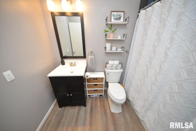 811 BUFFALO Lane, Mt Vernon, IL 62864