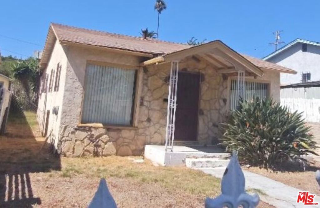 909 E Brett Street, Inglewood, CA 90302 — exterior