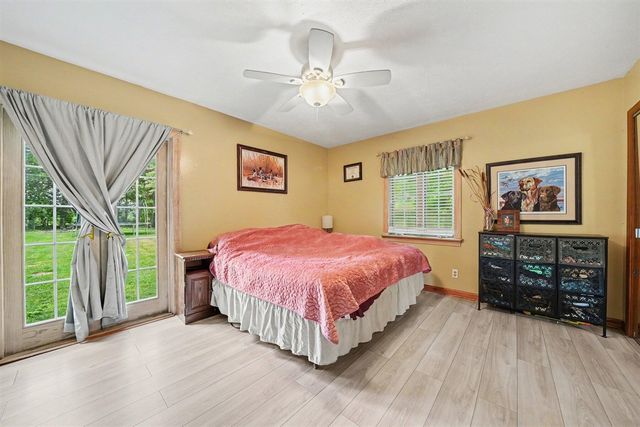 24064 Redfield Street, Edwardsburg, MI 49112