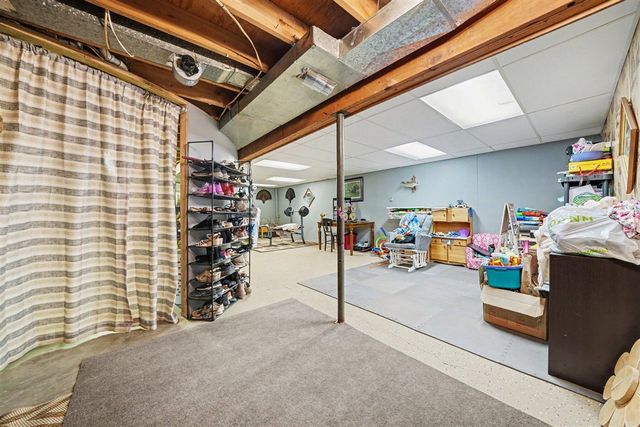24064 Redfield Street, Edwardsburg, MI 49112