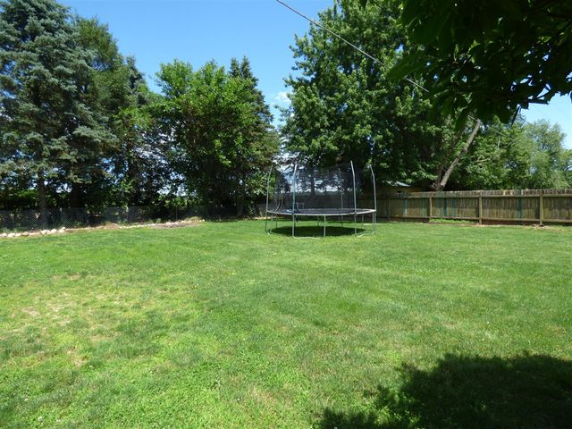 24064 Redfield Street, Edwardsburg, MI 49112