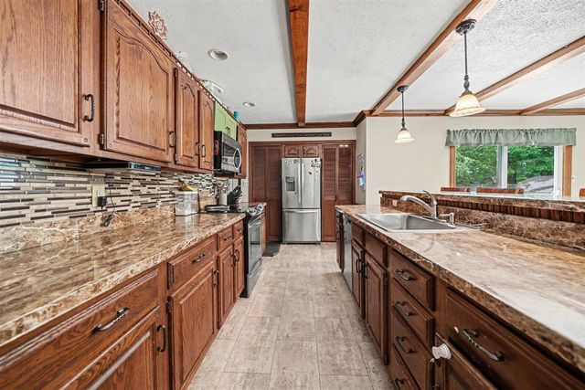24064 Redfield Street, Edwardsburg, MI 49112
