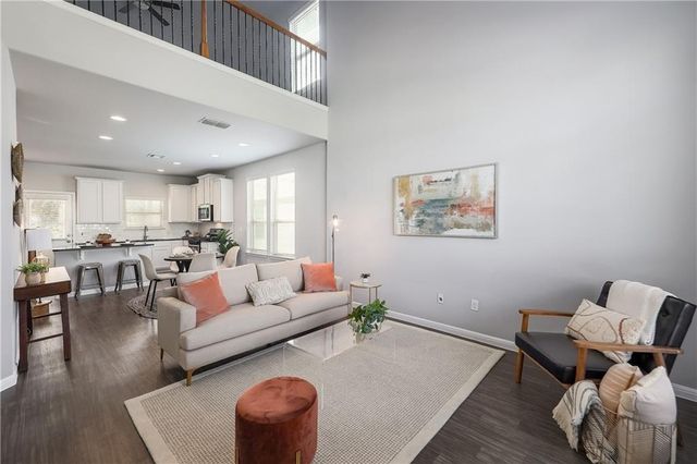 444 Red Matador LN, Leander, TX 78641