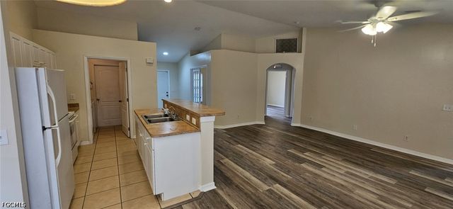 3601 57th ST W, Lehigh Acres, FL 33971
