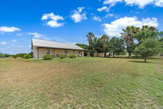 1791 CR 5714, Natalia, TX 78059