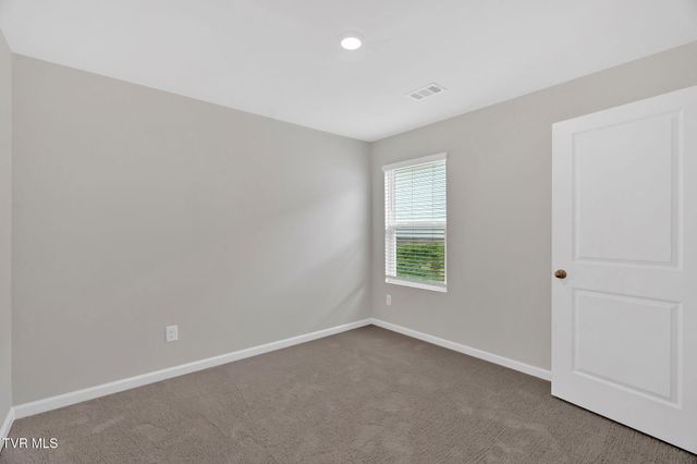 316 Chimney View Loop, Blountville, TN 37617