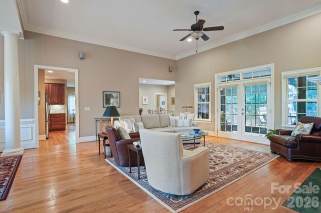 4325 Artesian Cove Court, Denver, NC 28037