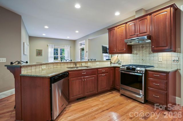 4325 Artesian Cove Court, Denver, NC 28037