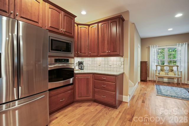 4325 Artesian Cove Court, Denver, NC 28037