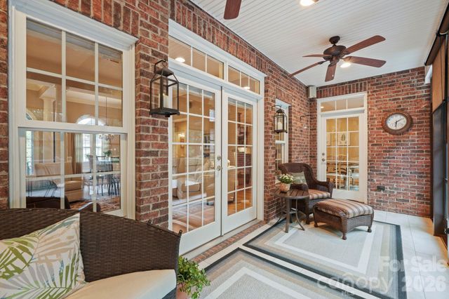 4325 Artesian Cove Court, Denver, NC 28037